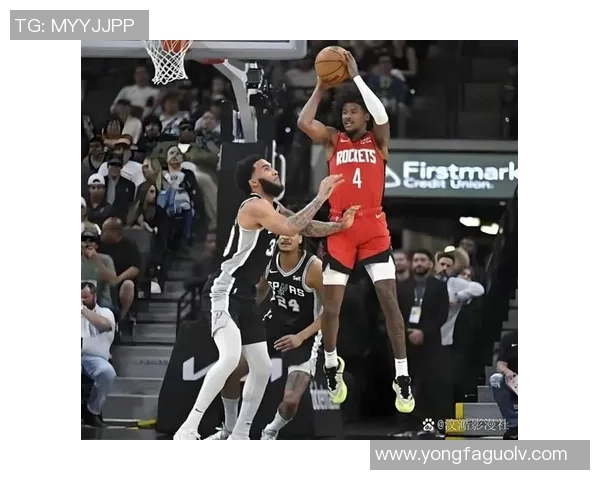 2019年火箭队与马刺队季前赛精彩回顾全场录像分析与亮点集锦